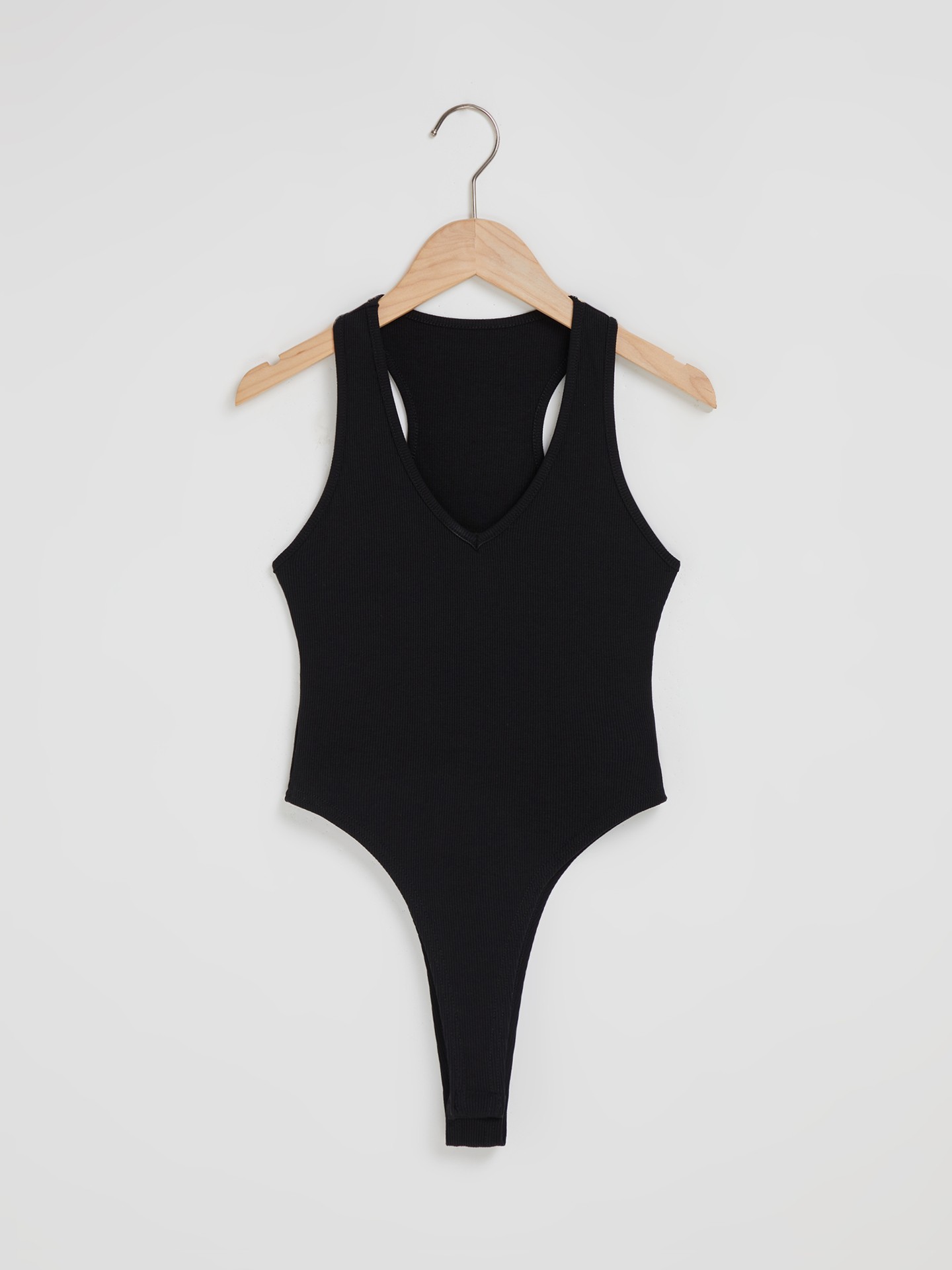 LIMITLESS CONTOUR COLLECTION<br/><br/>Fitted bodysuit with high