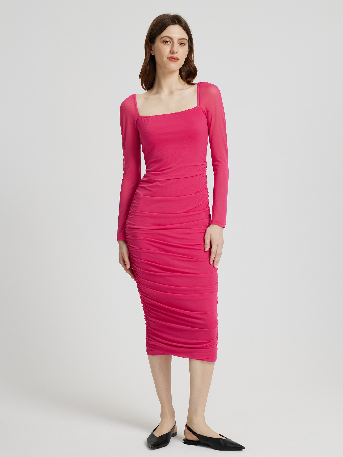 Vestido bodycon midi de poliéster babado franzido